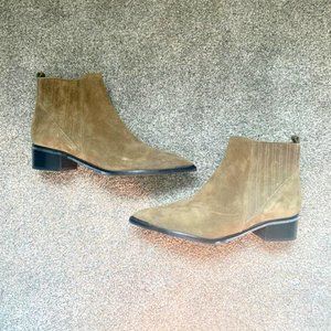 Marc Fisher Yommi Chelsea Boots - Taupe - Size 6.5